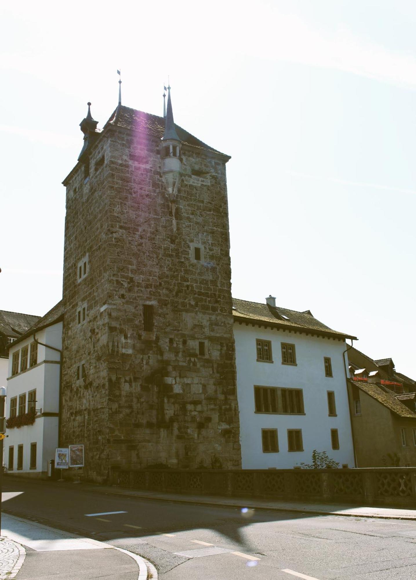 Business I Family Apartment I 1-4 Personen - Aare Blick, Nahe Altstadt I Beamer - 99" Leinwand I Terrassen Lounge Und Parkplatz Brugg  Extérieur photo